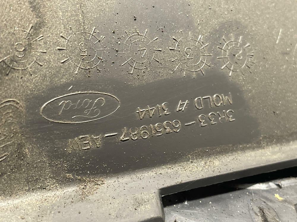 2003-04 Ford Mustang SVT Cobra Coupe Rear Plastic Set 36k Miles 305
