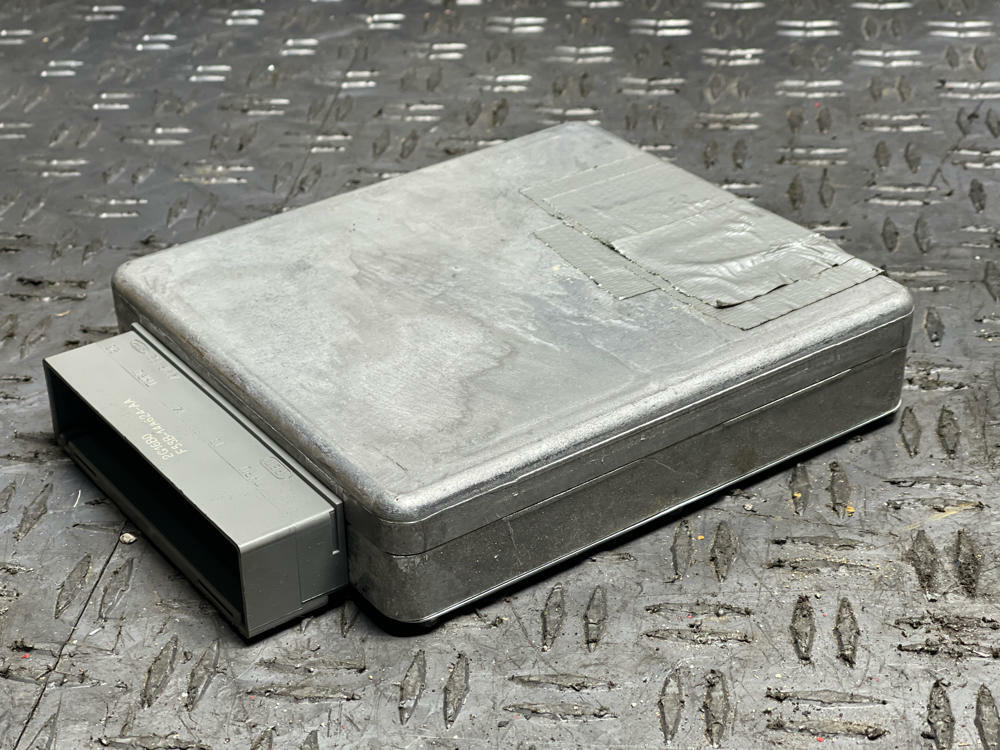 2003-04 Ford Mustang SVT Cobra ECU YDH1 36k Miles 305