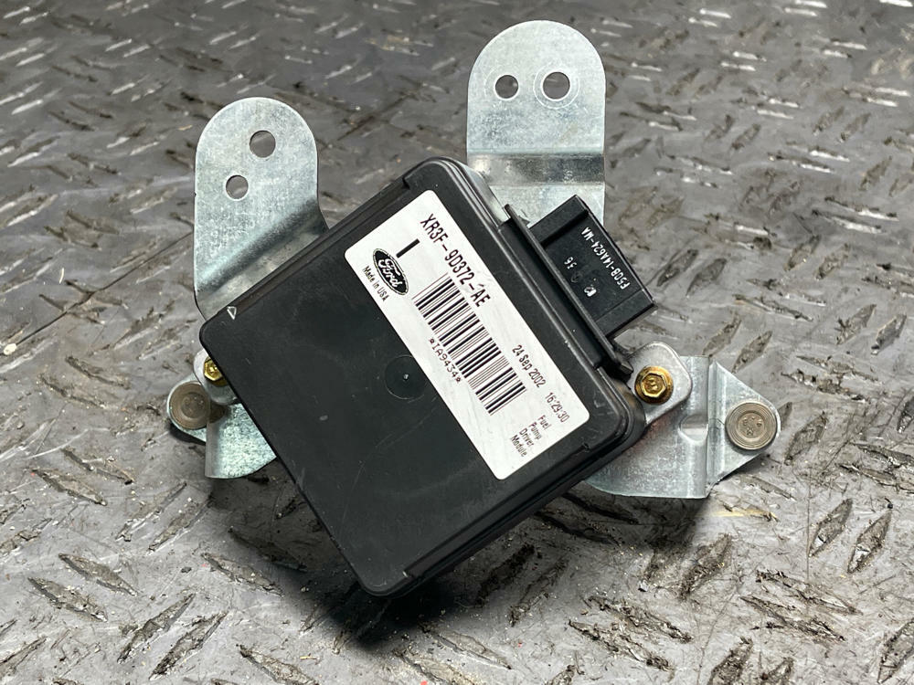 2003-04 Ford Mustang SVT Cobra Fuel Pump Driver Module 36k Miles 305