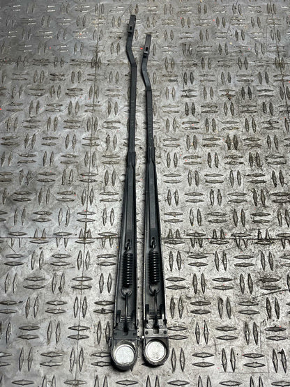 2003-04 Ford Mustang SVT Cobra OEM Wiper Arm Pair 305