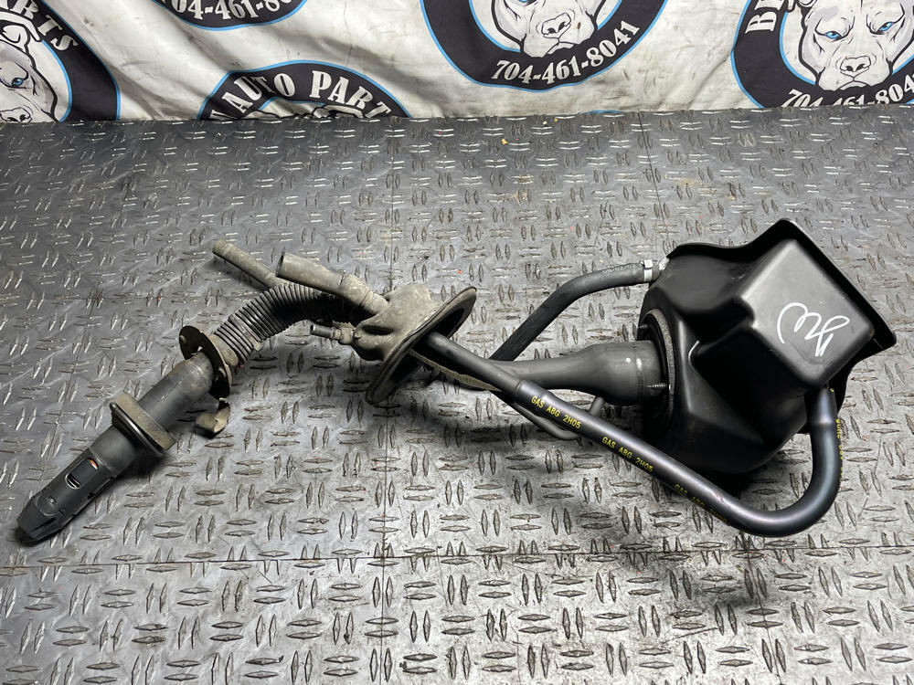 2003-04 Ford Mustang SVT Cobra Fuel Filler Neck Assembly 305