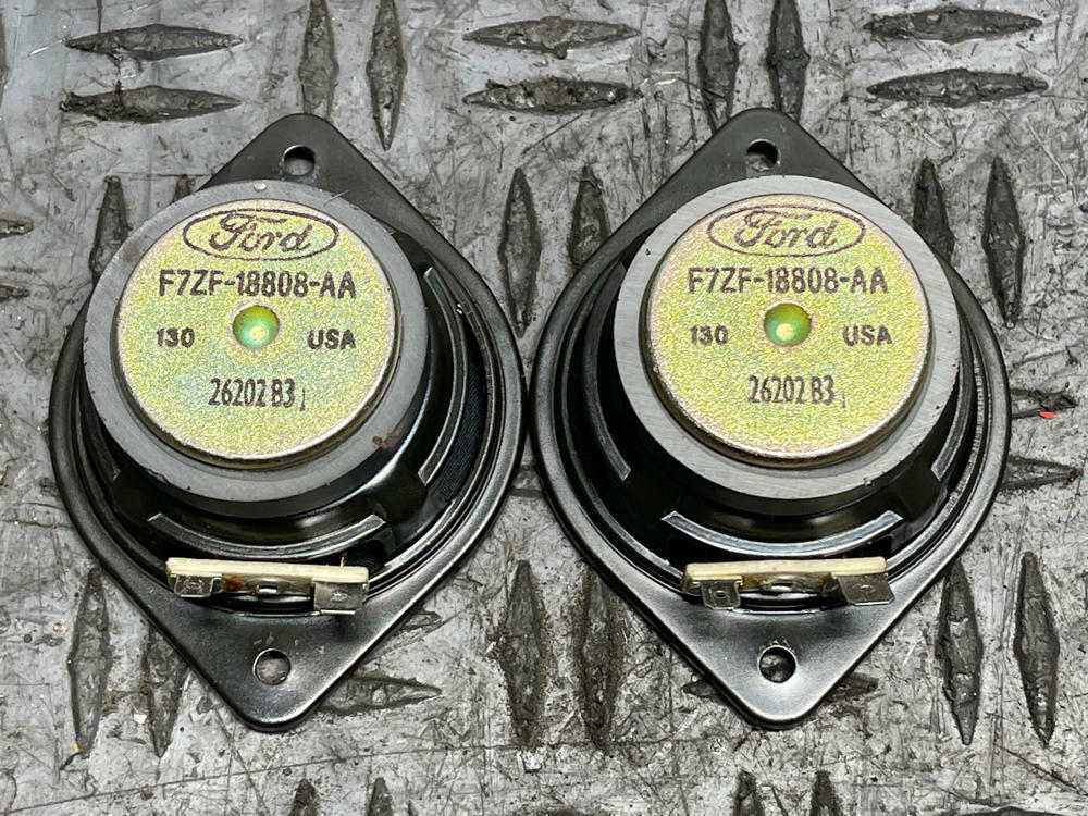 2003-04 Ford Mustang SVT Cobra OEM Mach 460 Rear Tweeter Pair 305
