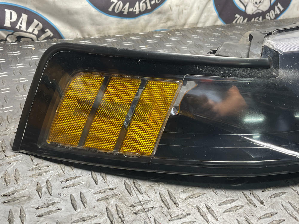 2003-04 Ford Mustang SVT Cobra OEM Passenger RH Headlight- Nice for Age 305