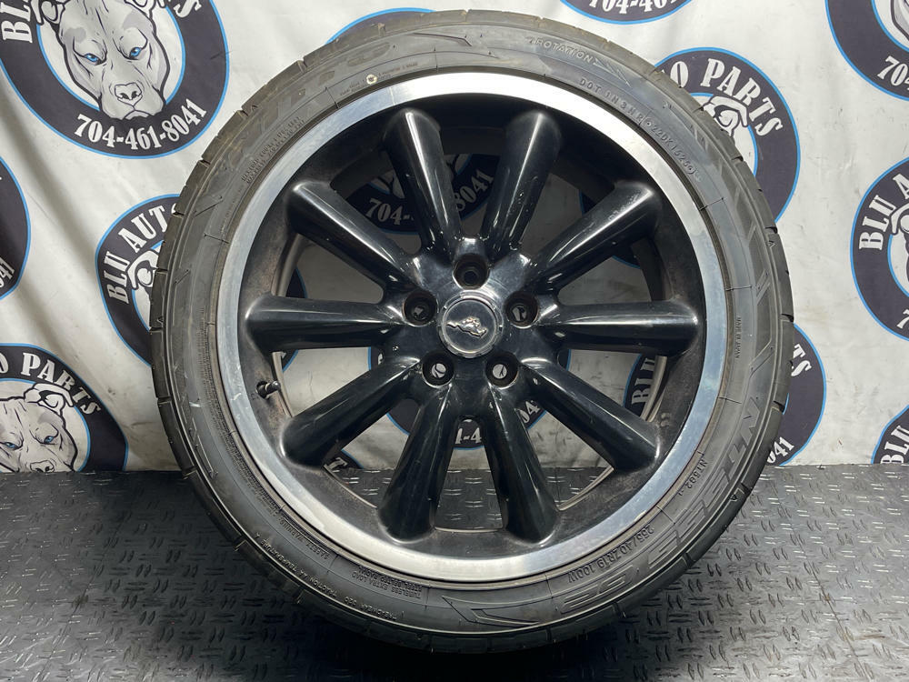2011-14 Ford Mustang Boss 302 OEM Front Wheel & Tire 87k Mile 307