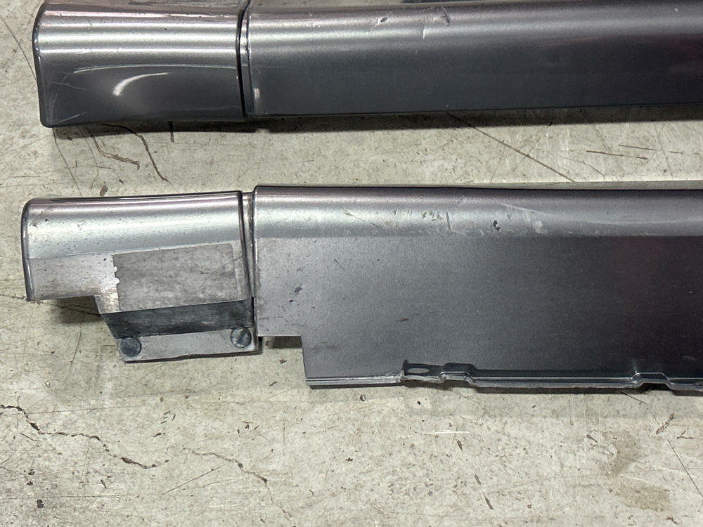 2003-04 Ford Mustang SVT Cobra Side Skirts DSG (CX) Complete Set 13k Miles 308
