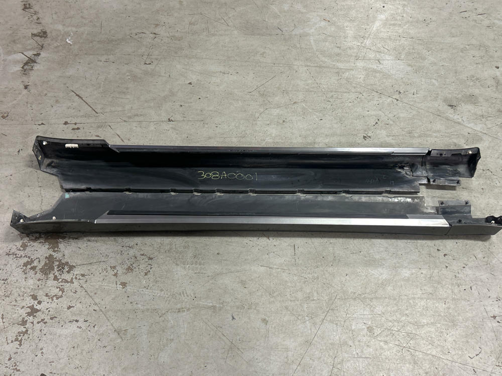 2003-04 Ford Mustang SVT Cobra Side Skirts DSG (CX) Complete Set 13k Miles 308