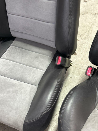 2003-04 Ford Mustang SVT Cobra Medium Graphite Insert Seats MINT 13k Miles 308