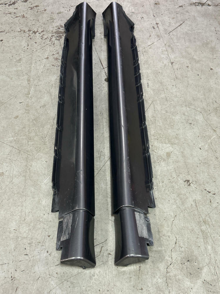 2003-04 Ford Mustang SVT Cobra Side Skirts DSG (CX) Complete Set 13k Miles 308