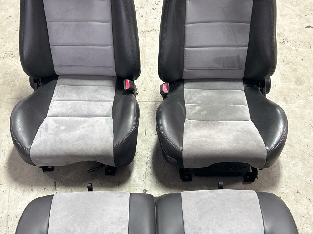 2003-04 Ford Mustang SVT Cobra Medium Graphite Insert Seats MINT 13k Miles 308