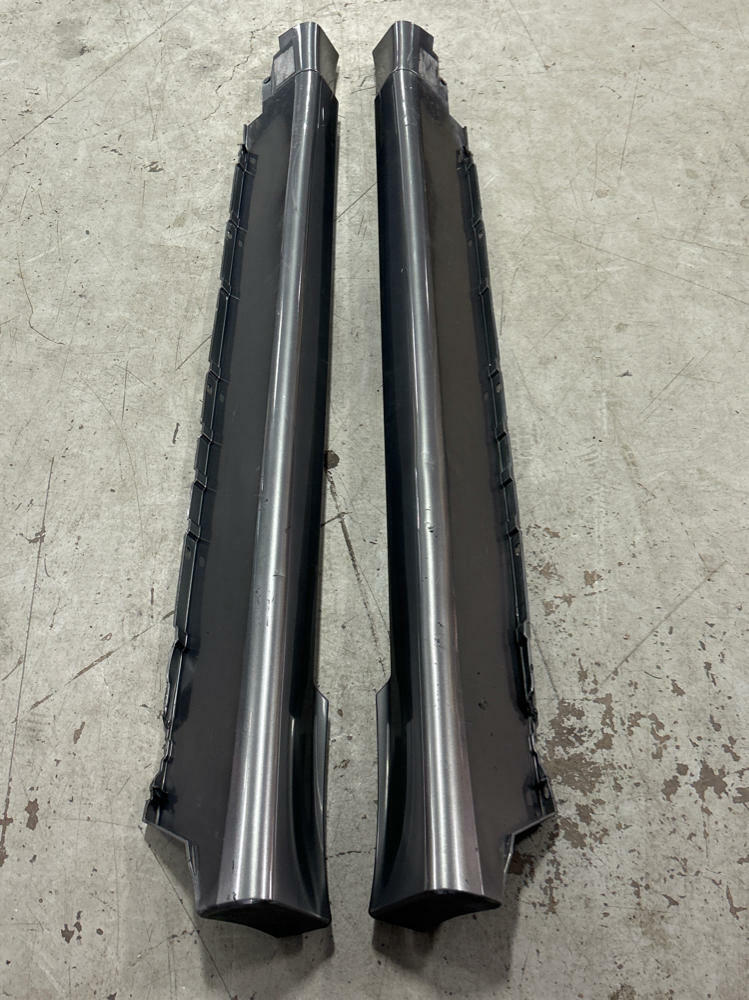 2003-04 Ford Mustang SVT Cobra Side Skirts DSG (CX) Complete Set 13k Miles 308
