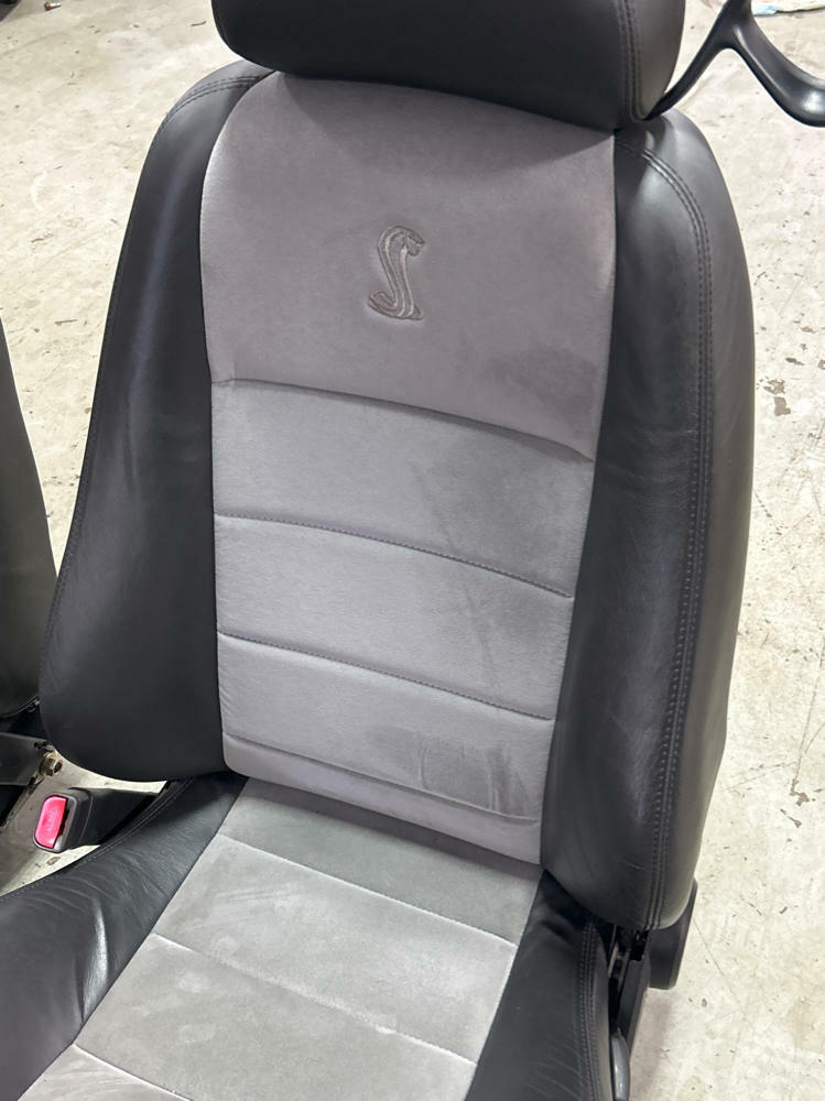 2003-04 Ford Mustang SVT Cobra Medium Graphite Insert Seats MINT 13k Miles 308