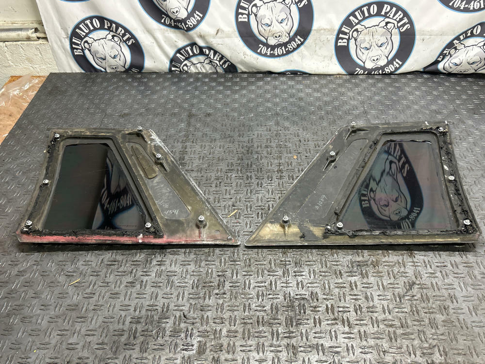 1987-93 Ford Mustang OEM CarLite Notch Quarter Windows 304