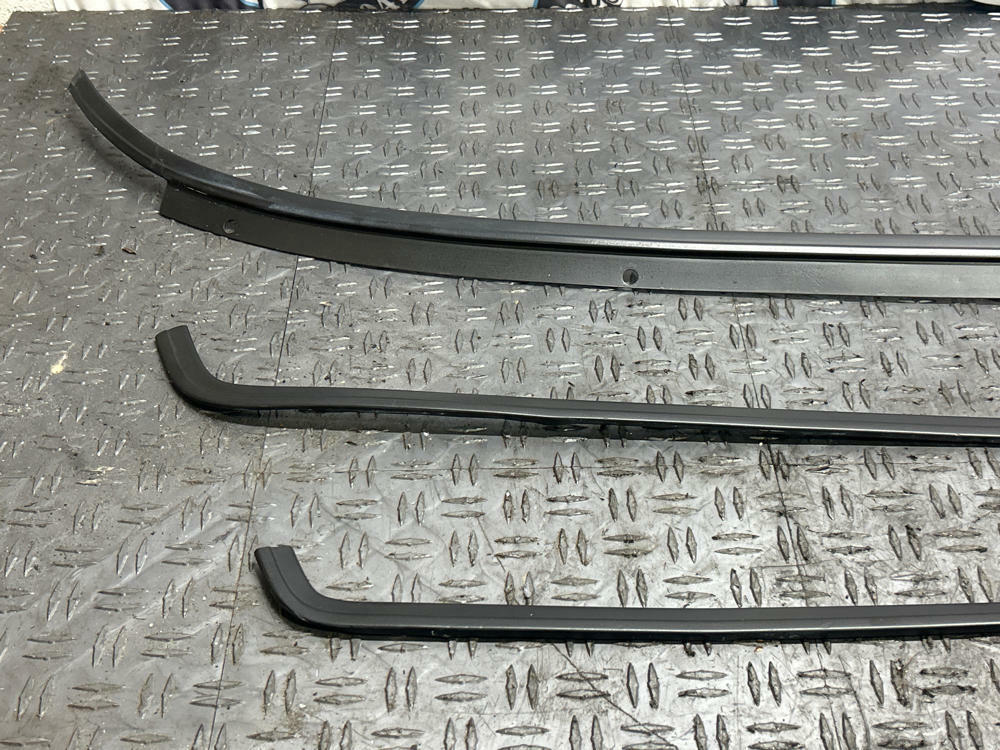 1987-93 Ford Mustang Notchback Rear Window Trim 304