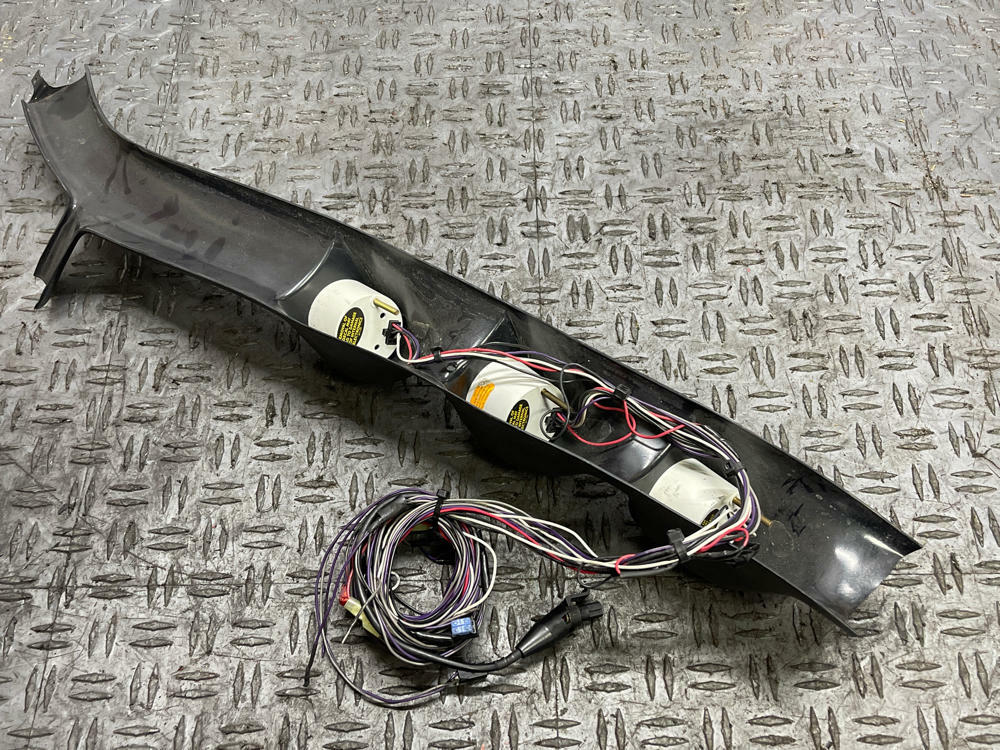 1979-93 Ford Mustang A-Pillar Triple Gauge Pod w/ Phantom Autometer Gauges 304
