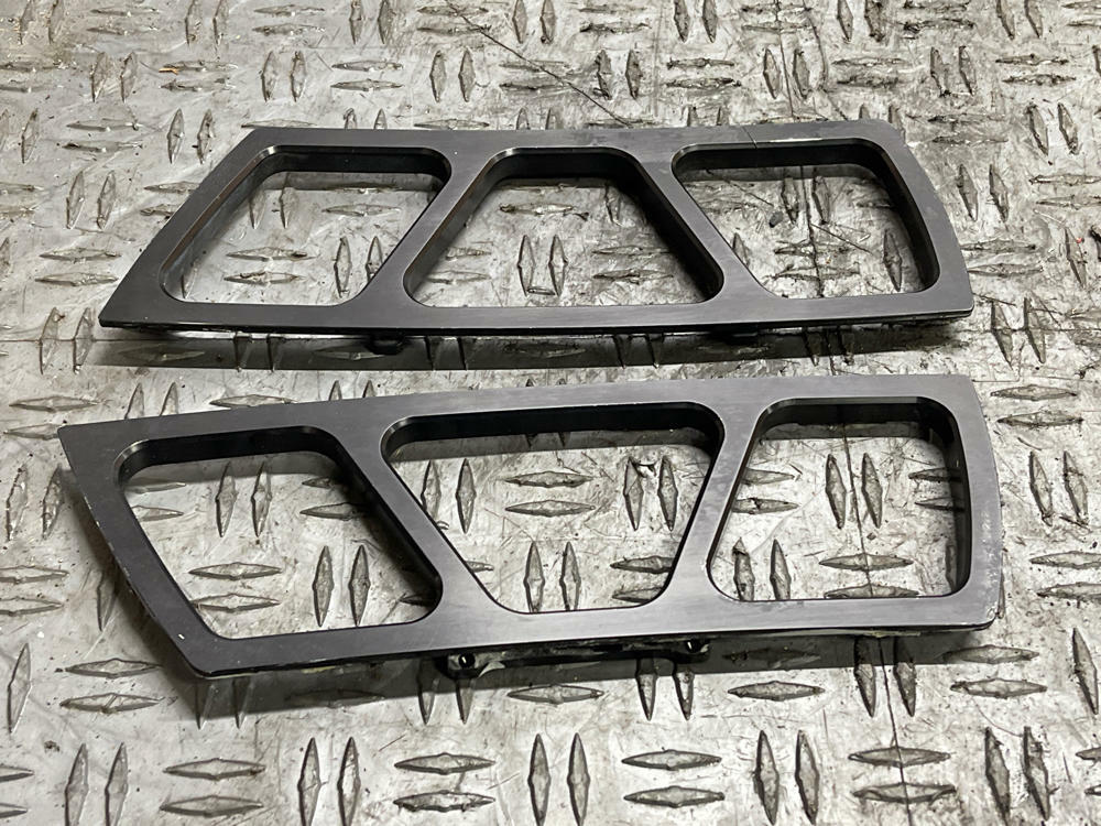 2003-04 Ford Mustang SVT Cobra LFP Hood Vents 304