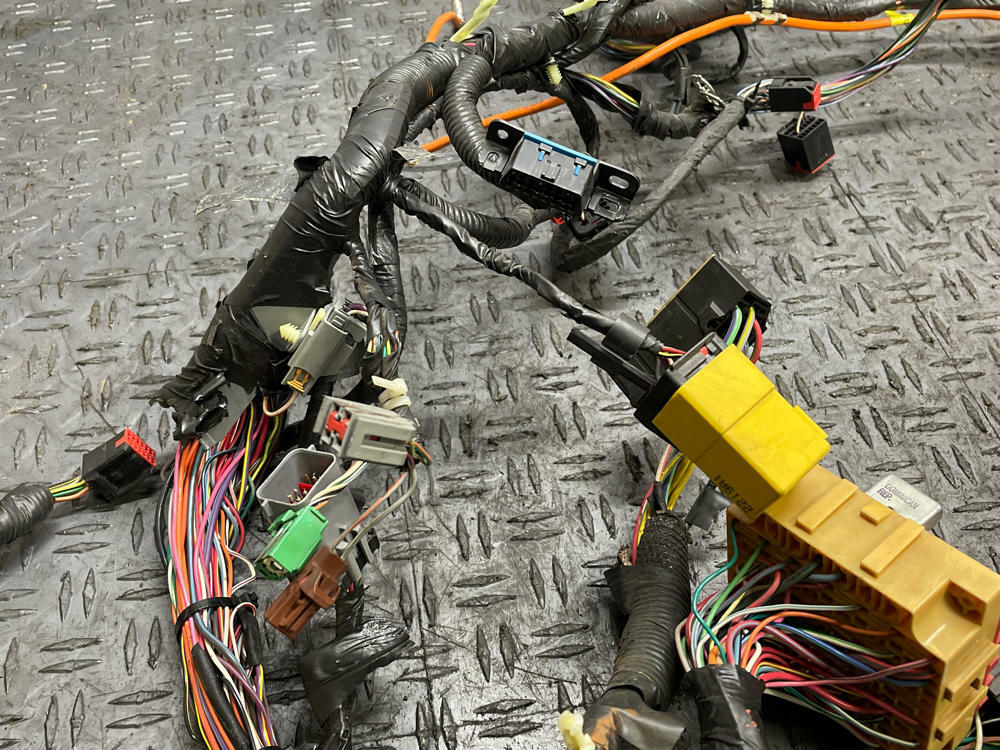 2003-04 Ford Mustang Dash Harness 304