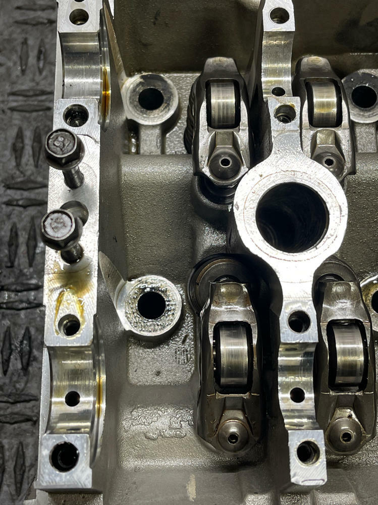 2003-04 Ford Mustang SVT "DC" 9-Thread Cylinder Heads Set 304
