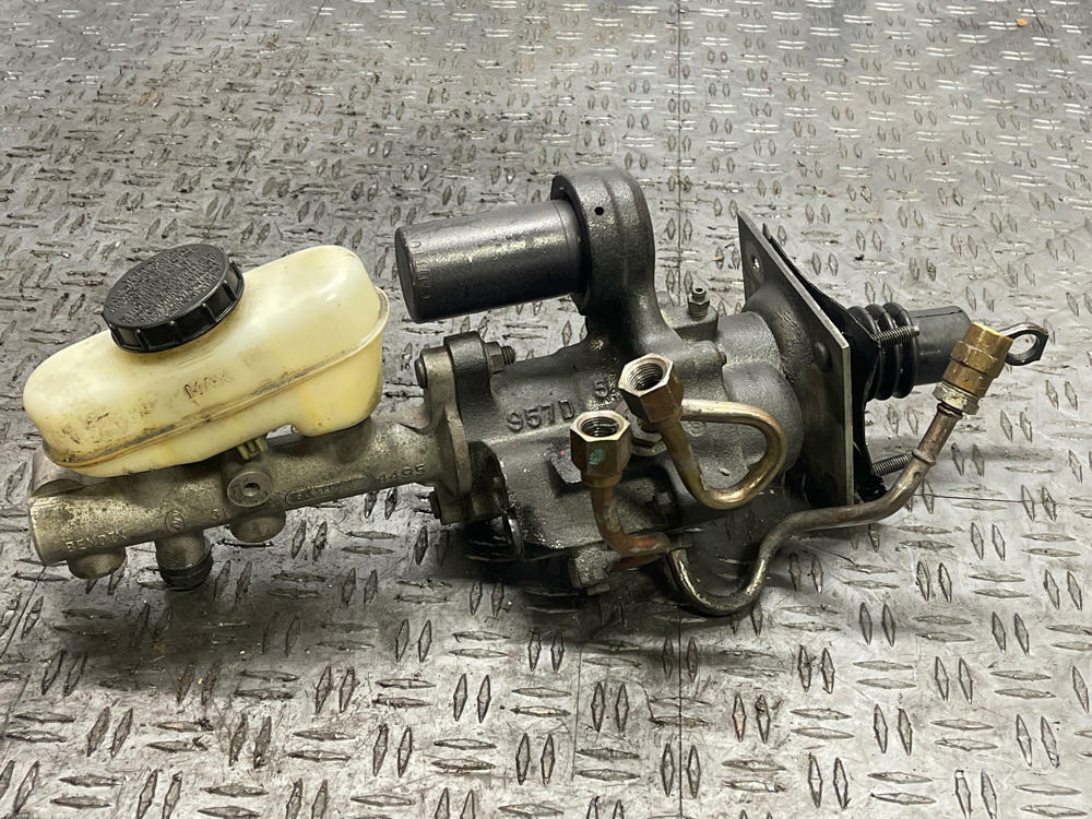 2003-04 Ford Mustang SVT Cobra Hydroboost Assembly 304