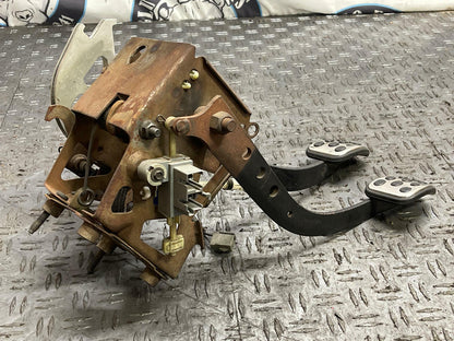 2003-04 Ford Mustang SVT Cobra Pedal Assembly 304