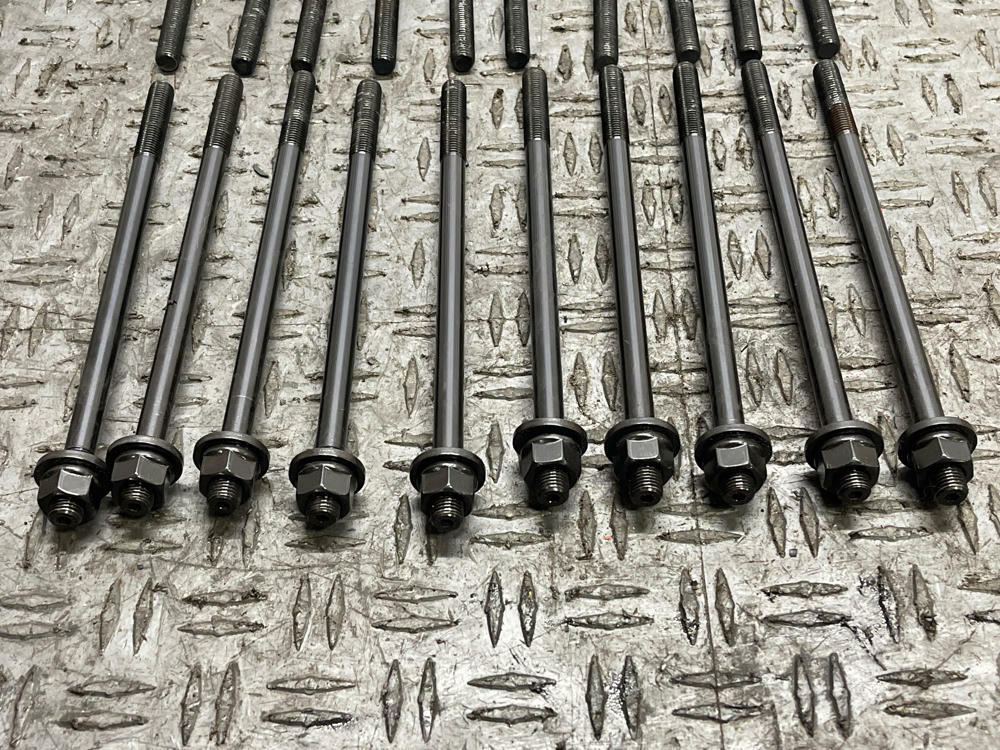1996-04 Ford Mustang 4.6 SVT GT Saleen ARP 2000 Head Studs 304