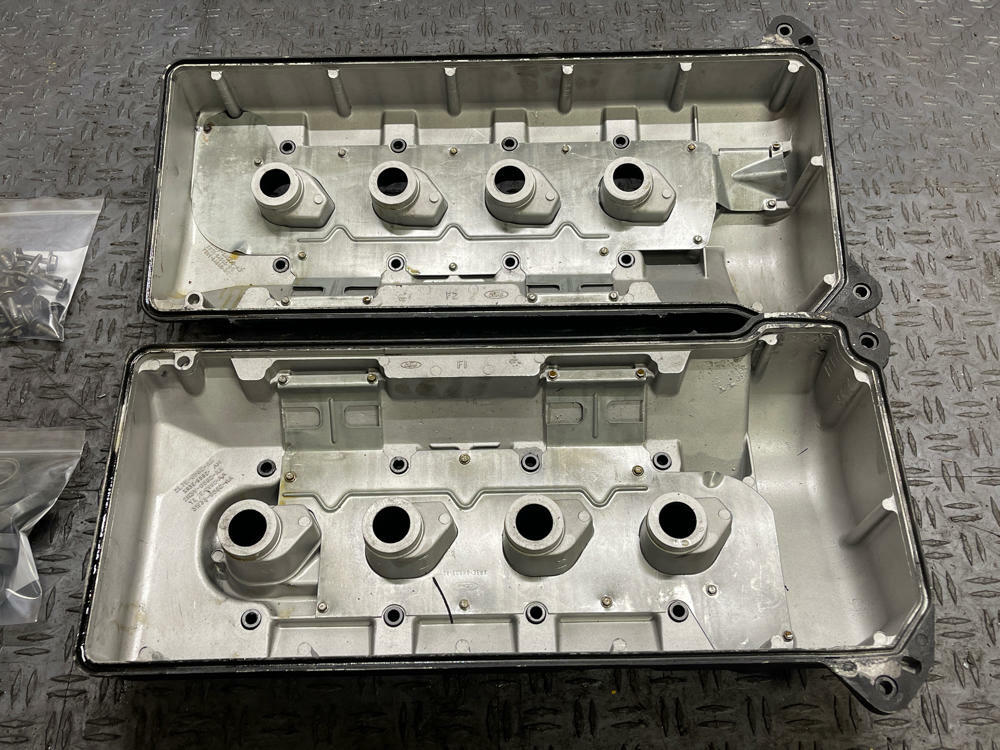 2003-04 Ford Mustang SVT Cobra Valve Covers- for 4.6 4V S/C 304