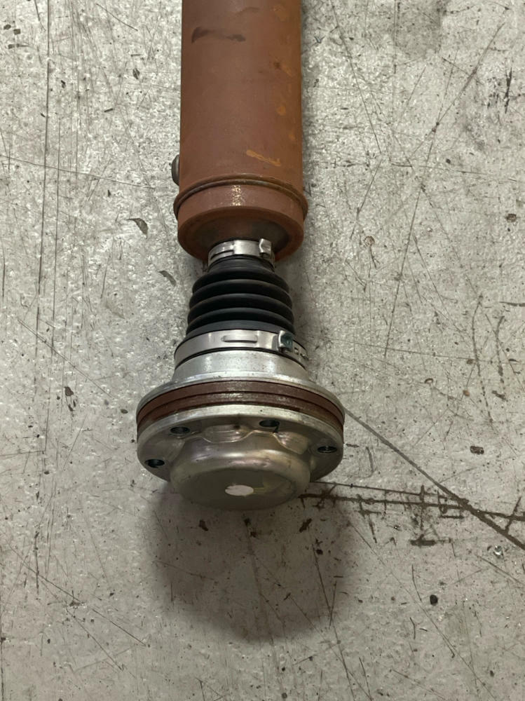 2015-17 Ford Mustang GT 6R80 Driveshaft Assembly 301
