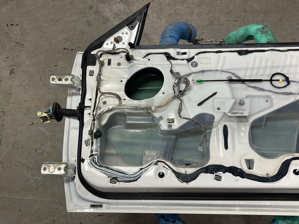 2011-14 Ford Mustang Passenger RH Door Assembly (Paint Code HP)- COUPE 294