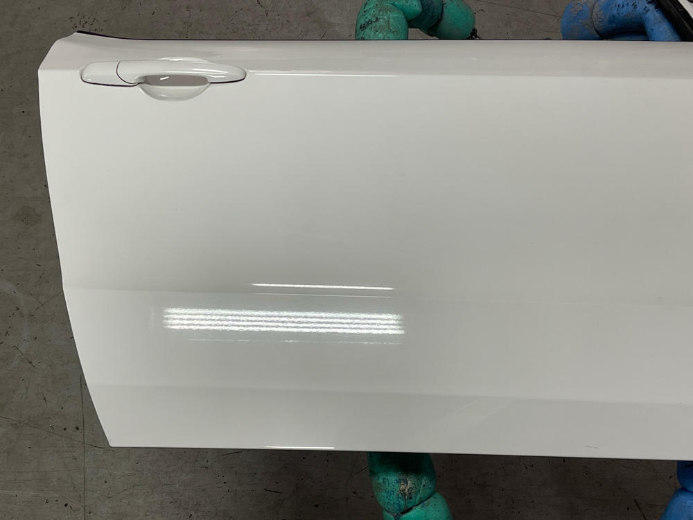 2011-14 Ford Mustang Passenger RH Door Assembly (Paint Code HP)- COUPE 294