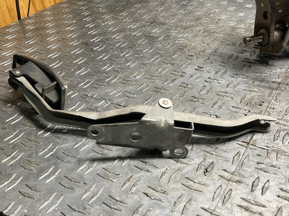 2003-04 Ford Mustang SVT Cobra Pedal Assembly 36K Miles 305