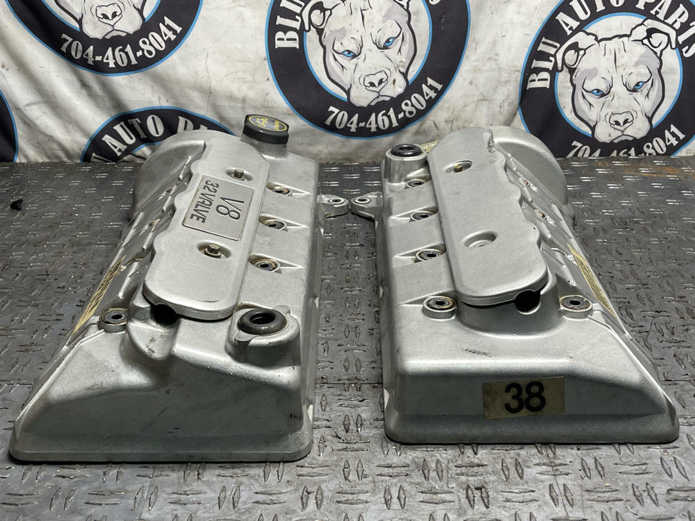 2003-04 Ford Mustang SVT Cobra Valve Covers 36K Miles 305