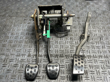2003-04 Ford Mustang SVT Cobra Pedal Assembly 36K Miles 305