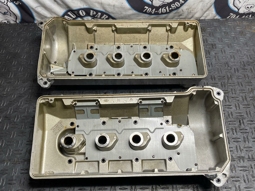 2003-04 Ford Mustang SVT Cobra Valve Covers 36K Miles 305