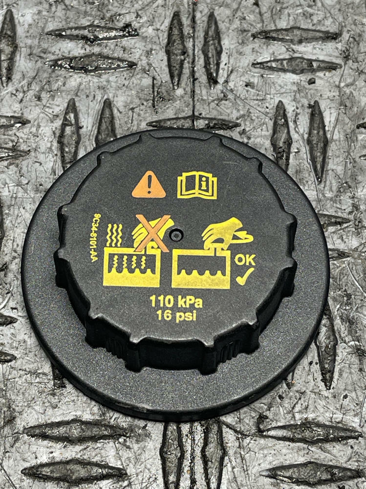1999-04 Ford Mustang OEM Engine Coolant Tank Cap- CAP ONLY 295