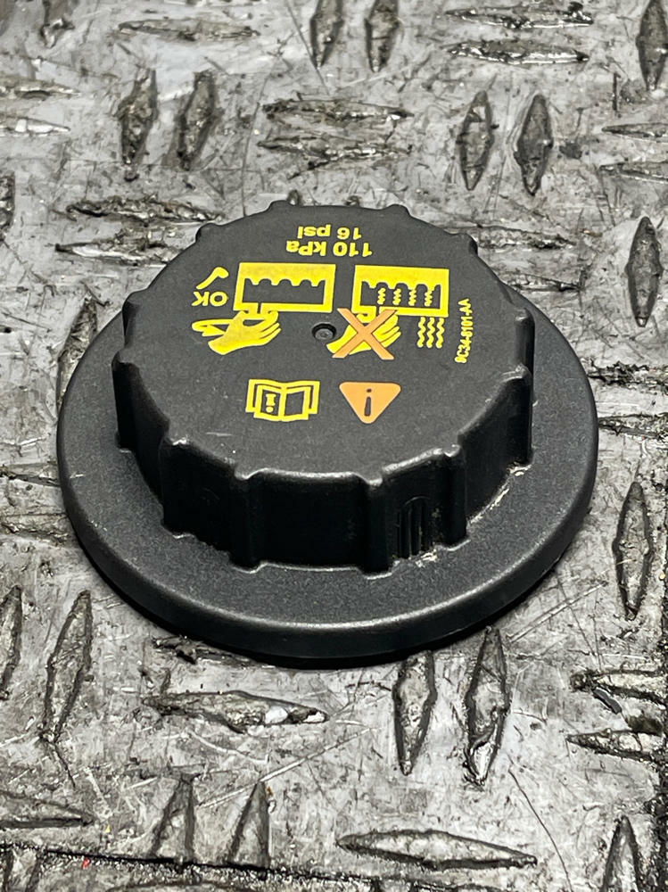 1999-04 Ford Mustang OEM Engine Coolant Tank Cap- CAP ONLY 295