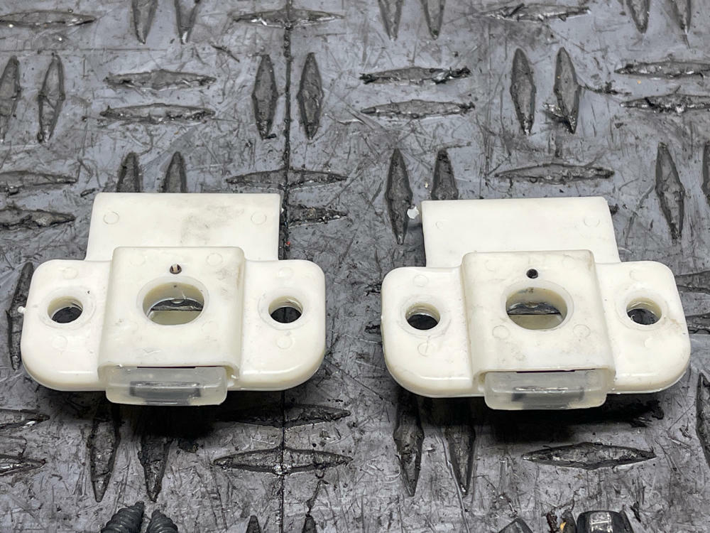 1999-04 Ford Mustang Lower Rear Seat Mounting Tab Pair 295