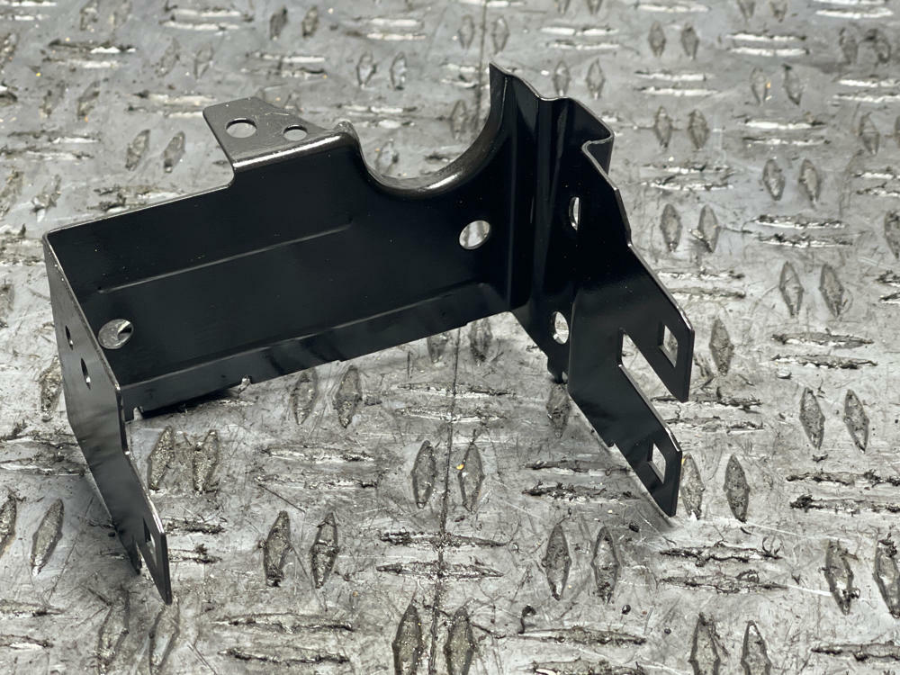 2003-04 Ford Mustang SVT Cobra Engine Bay Fuse Box Mount Bracket 295