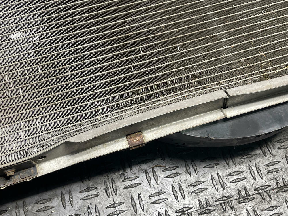 2003-04 Ford Mustang SVT Cobra Radiator & Fan 295