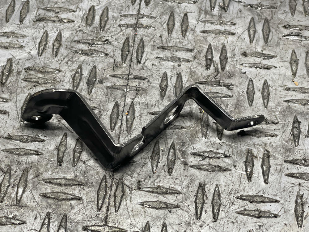 2003-04 Ford Mustang SVT Cobra OEM Throttle Cable Bracket- Eaton M112 S/C 295
