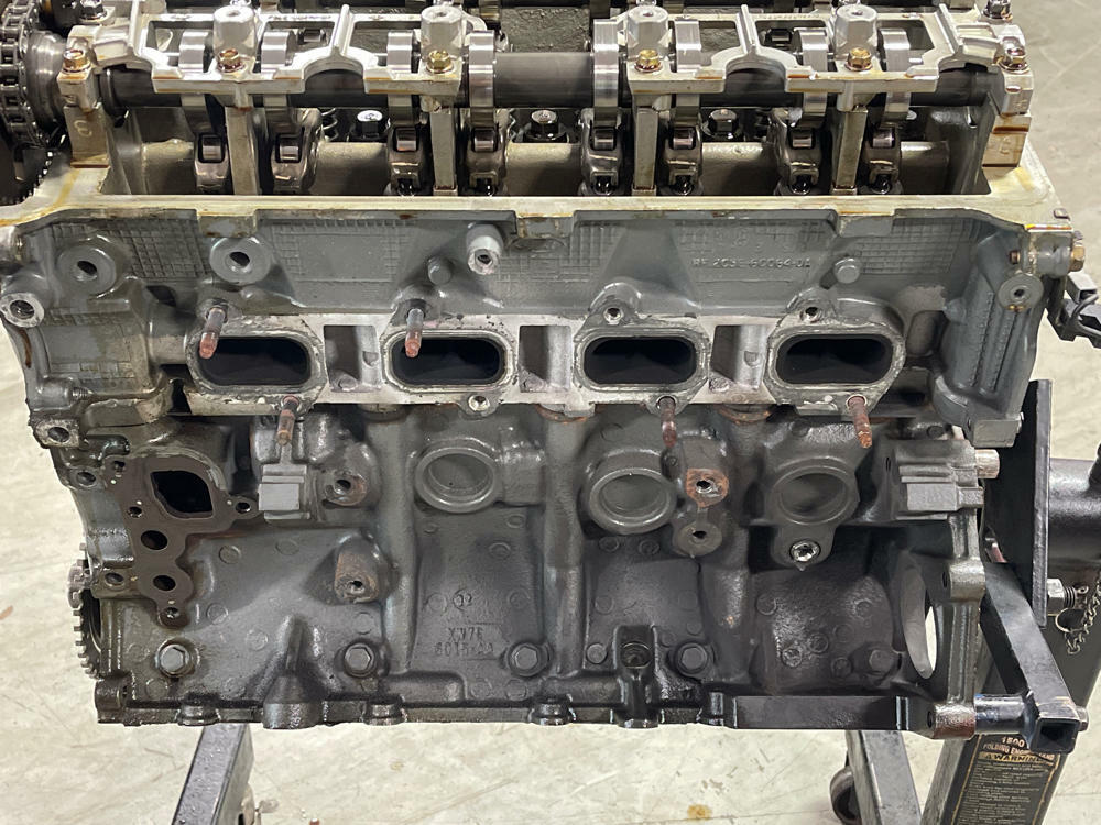 2003-04 Ford Mustang SVT Cobra Long Block 13K Miles READ DESCRIPTION 308