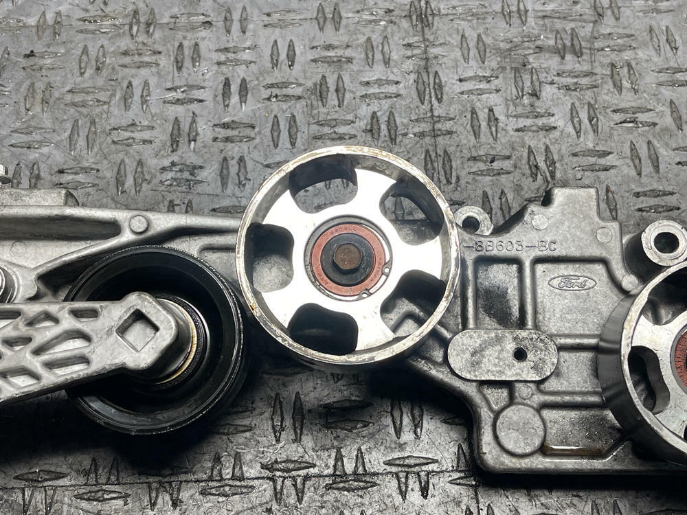 2003-04 Ford Mustang SVT Cobra Loaded Pulley Bridge 13k Miles 308