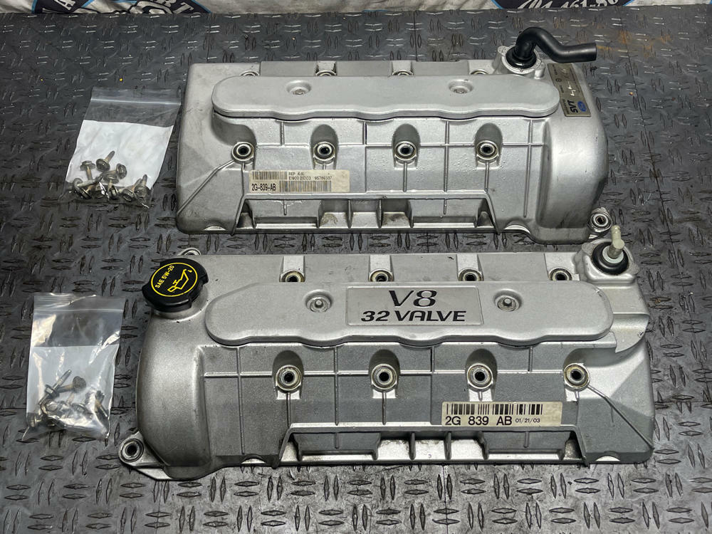 2003-04 Ford Mustang SVT Cobra Valve Covers 13K Miles 308