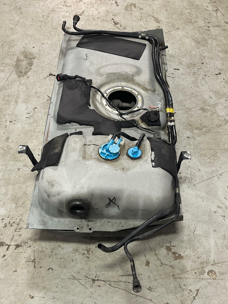 2003-04 Ford Mustang SVT Cobra Fuel Tank Bare 13k Miles 308
