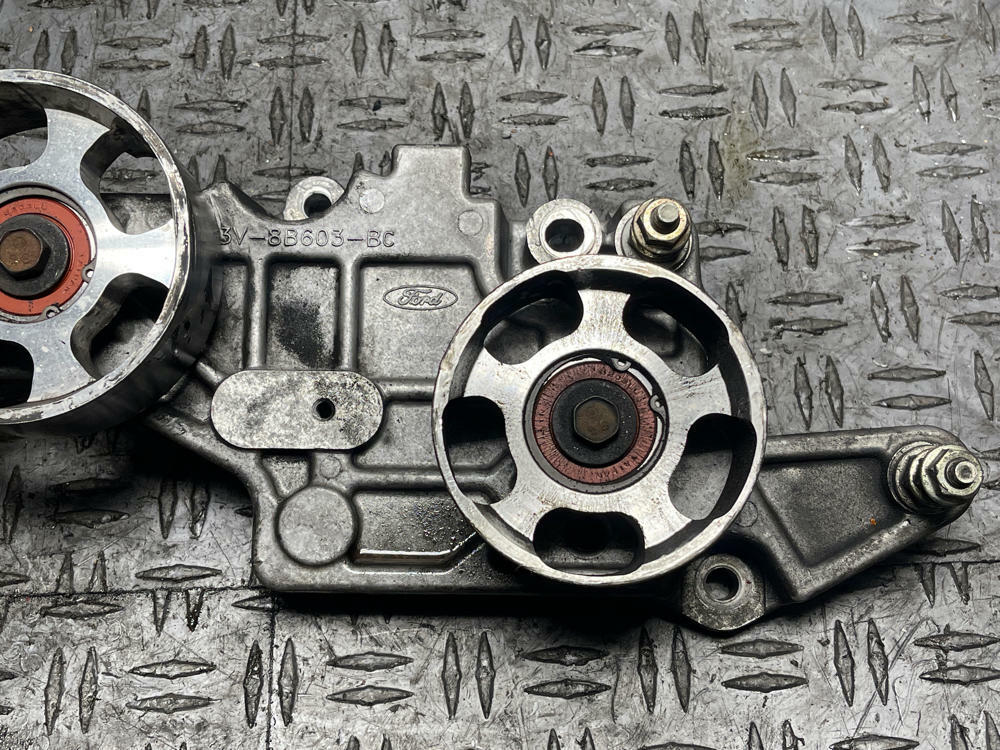 2003-04 Ford Mustang SVT Cobra Loaded Pulley Bridge 13k Miles 308