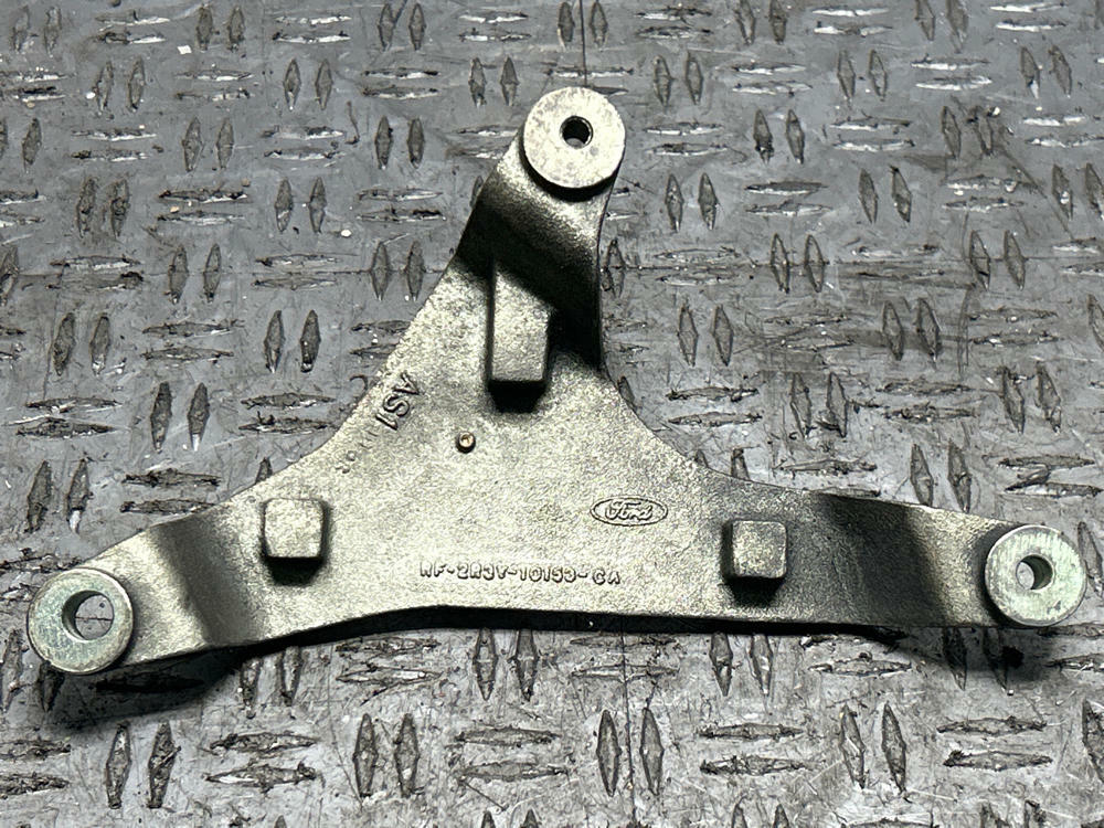 2003-04 Ford Mustang SVT Cobra Alternator Bracket 13k Miles 308