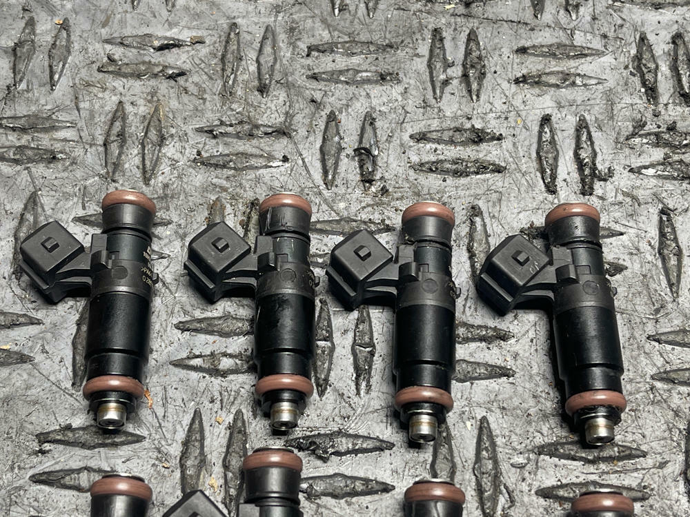 Deatschwerks 1200cc Fuel Injectors 13k Miles 308