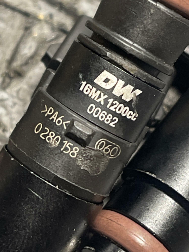 Deatschwerks 1200cc Fuel Injectors 13k Miles 308