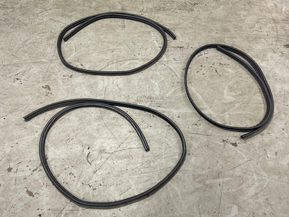 1987-93 Ford Mustang Weather Stripping Set 304