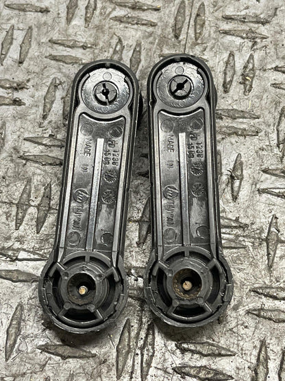 1987-93 Ford Mustang Interiow Window Crank Handles 304