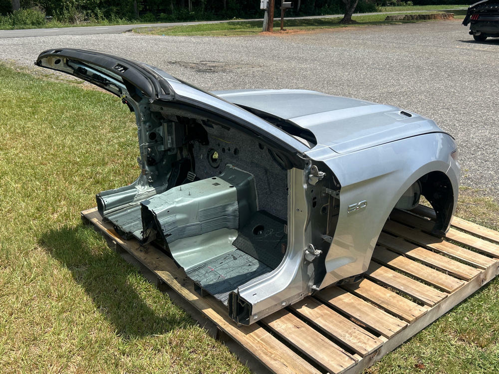 2015-17 Ford Mustang Front Clip Paint Code UX See Description 312
