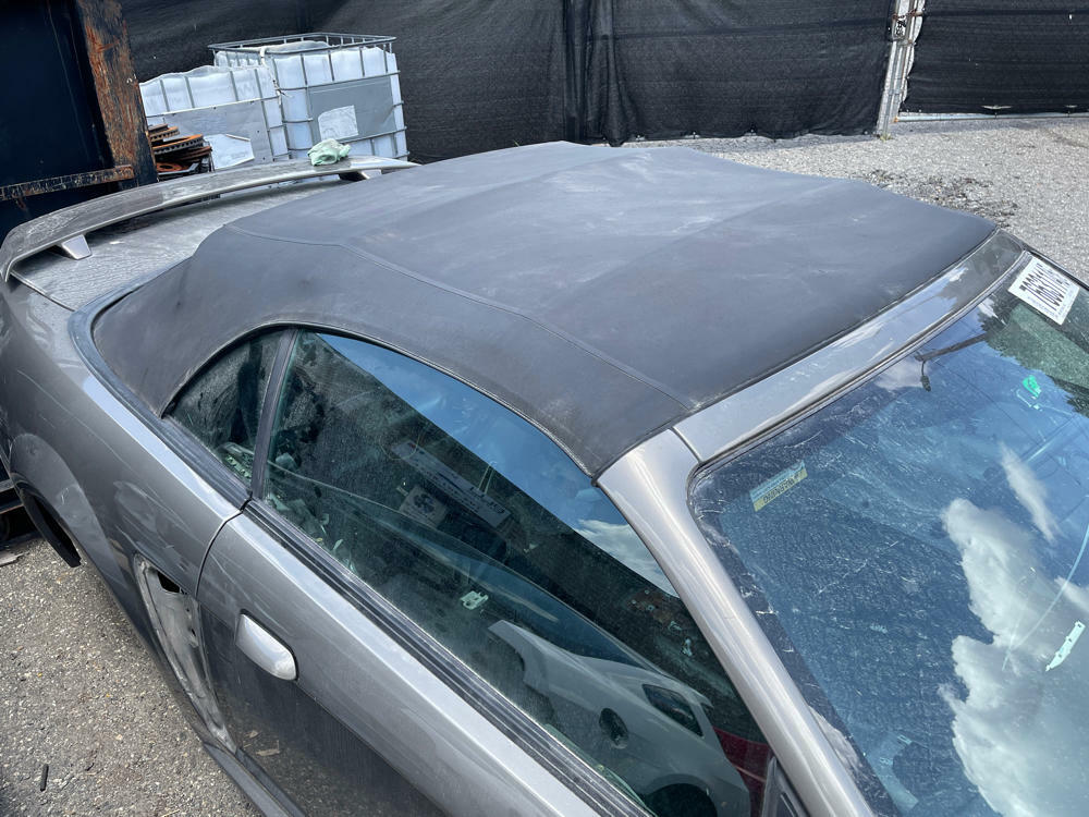 1999-04 Ford Mustang GT Convertible Top Assembly MINT 38K Miles 302